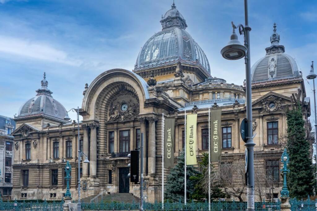 History Museum Apartment Bucarest Esterno foto