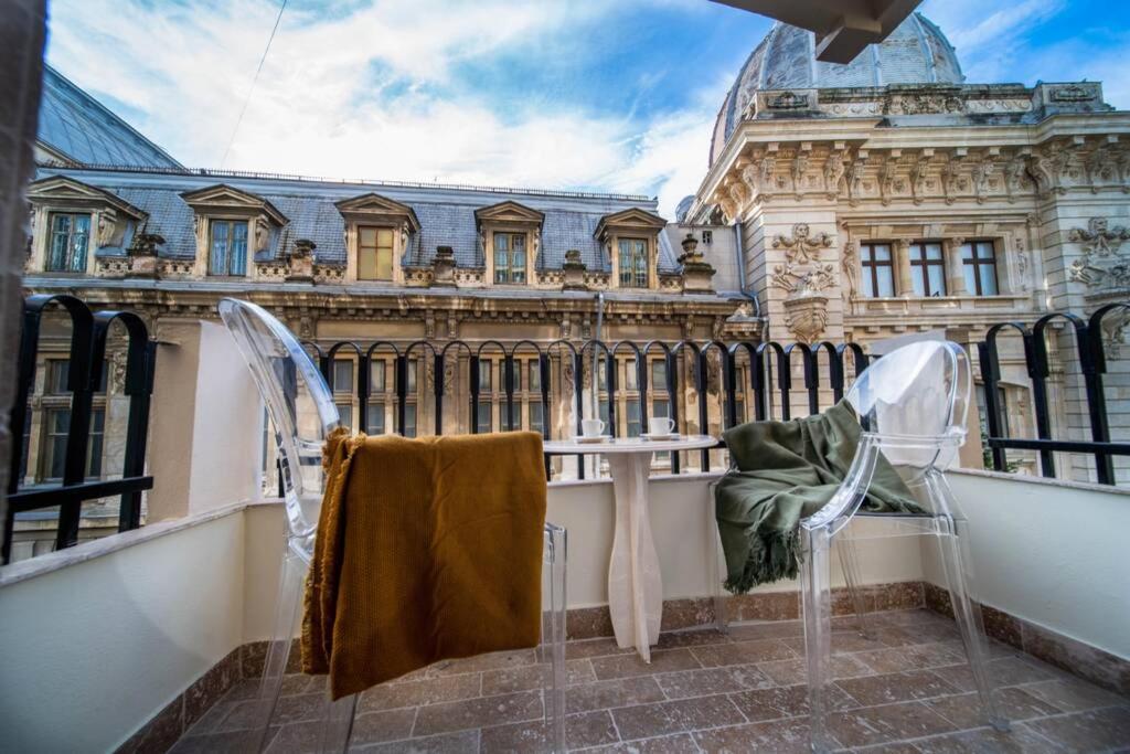 History Museum Apartment Bucarest Esterno foto